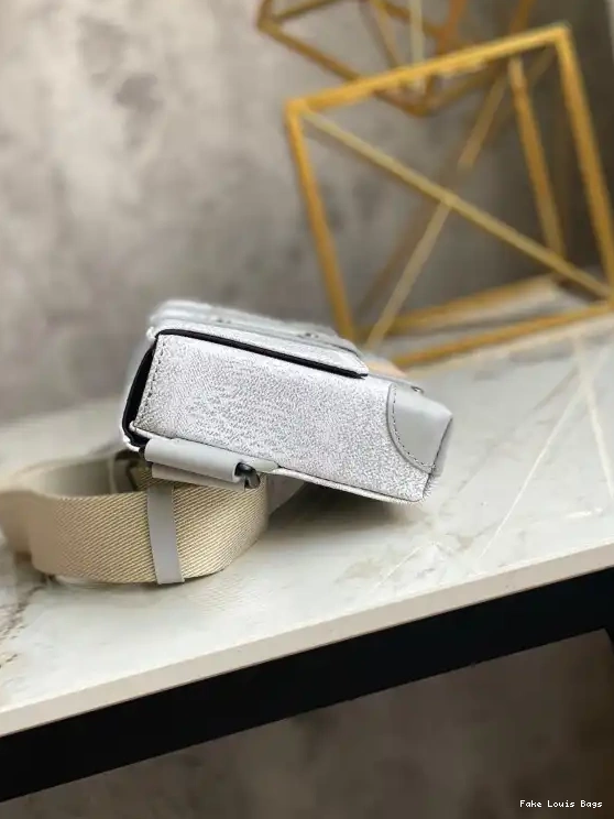 Repzbay VUITTON LOUIS SLINGBAG TRUNK 0602